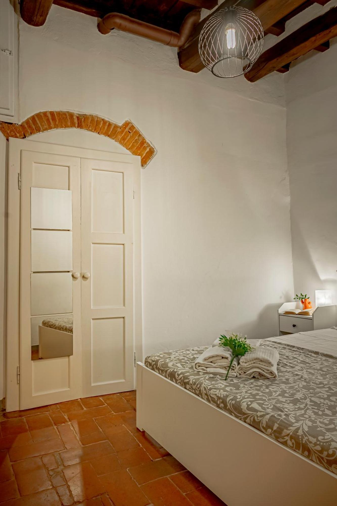 Dante'S Room Dei Cerchi Florencja Zewnętrze zdjęcie